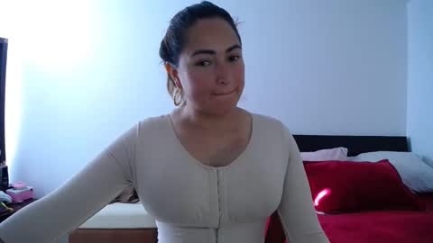 Snapshot of abie_spicy_ chatting on 05/18/26, 12:44 ximena online show from 05/18/26, 12:44