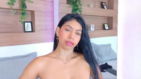 Snapshot of abiehils chatting on 06/20/26, 12:19 abiehils online show from 06/20/26, 12:19