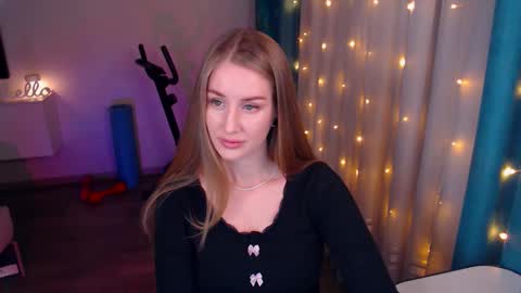 Snapshot of abigail_flex chatting on 01/26/25, 05:23 Anna online show from 01/26/25, 05:23