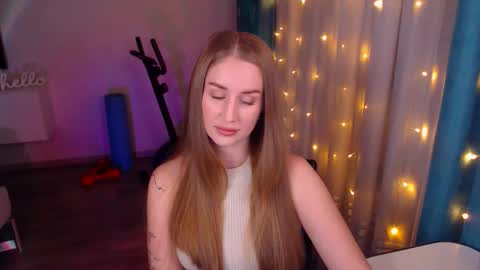 Snapshot of abigail_flex chatting on 01/27/25, 07:24 Anna online show from 01/27/25, 07:24