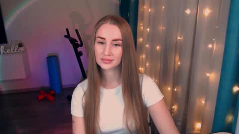 Snapshot of abigail_flex chatting on 02/26/25, 06:54 Anna online show from 02/26/25, 06:54