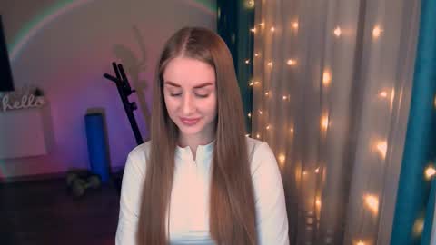 Snapshot of abigail_flex chatting on 02/28/25, 08:18 Anna online show from 02/28/25, 08:18