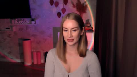 Snapshot of abigail_flex chatting on 10/04/25, 08:07 Anna online show from 10/04/25, 08:07