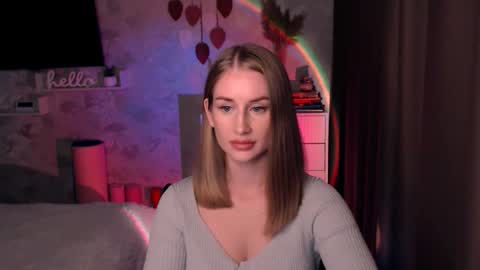 Snapshot of abigail_flex chatting on 10/07/25, 04:15 Anna online show from 10/07/25, 04:15