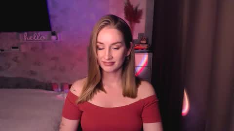 Snapshot of abigail_flex chatting on 11/28/25, 06:10 Anna online show from 11/28/25, 06:10