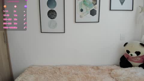 Snapshot of abigail_w chatting on 10/24/25, 05:20 abigail online show from 10/24/25, 05:20