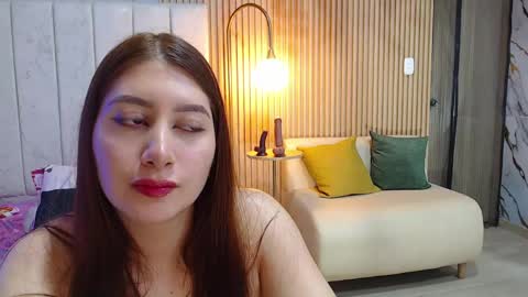 abigailowensss online show from 05/13/26, 06:44
