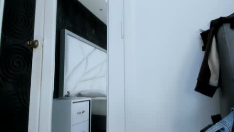 Abigail online show from 11/13/25, 11:09