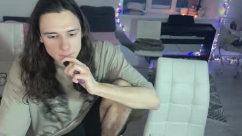 Snapshot of abobus123 chatting on 02/09/26, 03:32 hi cum in pvt noi extra tip online show from 02/09/26, 03:32