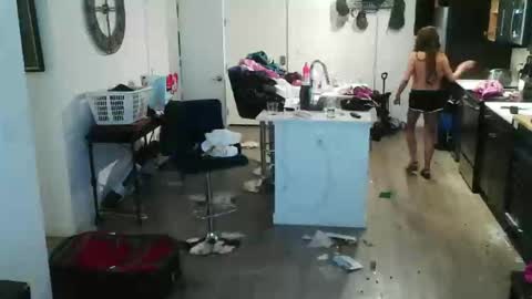 Snapshot of aboodha chatting on 03/04/26, 06:25 aboodha online show from 03/04/26, 06:25