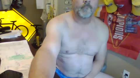 Snapshot of aboringguy chatting on 12/02/24, 06:10 aboringguy online show from 12/02/24, 06:10