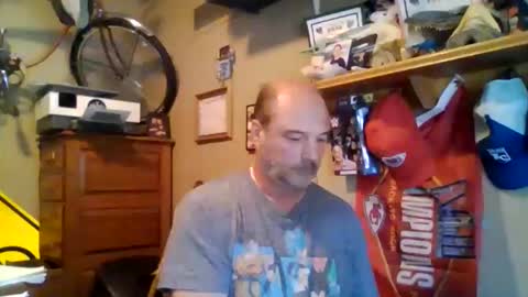 Snapshot of aboringguy chatting on 10/10/25, 06:40 aboringguy online show from 10/10/25, 06:40