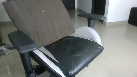 abraca402512 online show from 06/06/26, 07:29