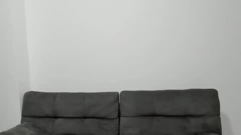 abril2234 online show from 10/21/25, 08:48