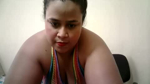 Snapshot of abril__ass chatting on 10/31/25, 03:35 abril__ass online show from 10/31/25, 03:35