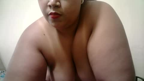 Snapshot of abril__ass chatting on 02/19/26, 01:40 abril__ass online show from 02/19/26, 01:40