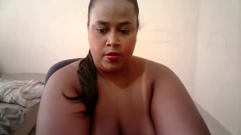 Snapshot of abril__ass chatting on 04/30/26, 12:55 abril__ass online show from 04/30/26, 12:55