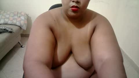Snapshot of abril__ass chatting on 05/14/26, 02:13 abril__ass online show from 05/14/26, 02:13
