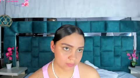 abril_gomez_11 online show from 06/11/26, 02:53