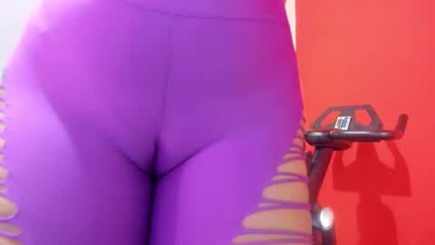 Abril jones online show from 01/29/25, 02:32