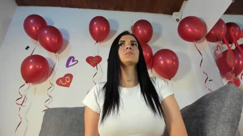 Abril jones online show from 02/14/25, 03:54