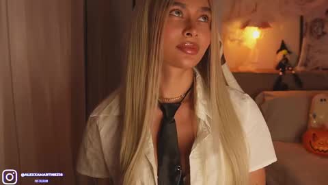 My name is Alexa. Please say hello I like to chat with you. If you have requests please use tip online show from 10/07/25, 01:47