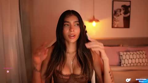 Snapshot of abril_w18 chatting on 01/07/26, 11:40 My name is Alexa. Please say hello I like to chat with you. If you have requests please use tip online show from 01/07/26, 11:40