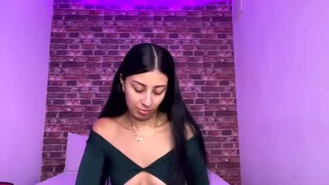 abrilsantosxo online show from 06/29/26, 12:38