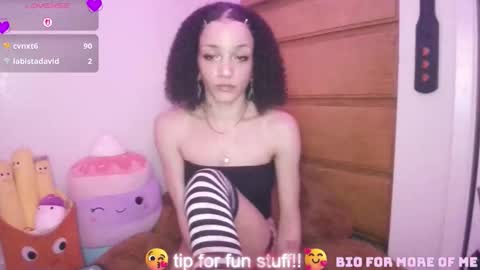 Snapshot of abruisedpeach chatting on 01/17/26, 04:28 Peach online show from 01/17/26, 04:28