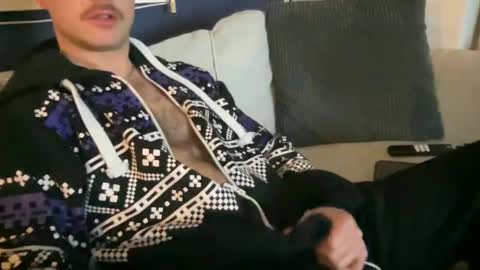 Snapshot of absalan chatting on 02/01/25, 09:40 Absalan online show from 02/01/25, 09:40