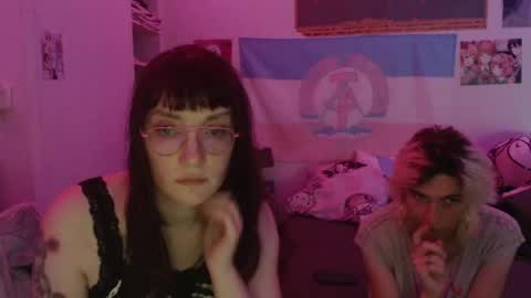 Snapshot of absintiliak chatting on 05/20/26, 06:36 absintiliak online show from 05/20/26, 06:36