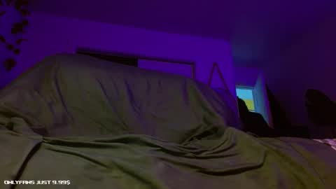 Snapshot of achilles_woods chatting on 09/28/25, 12:54 Achilles Woods online show from 09/28/25, 12:54