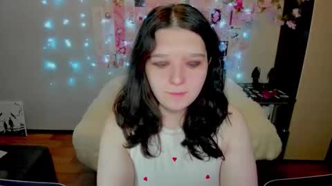 Kate online show from 04/19/26, 11:40