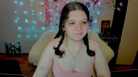 Kate online show from 06/11/26, 03:04