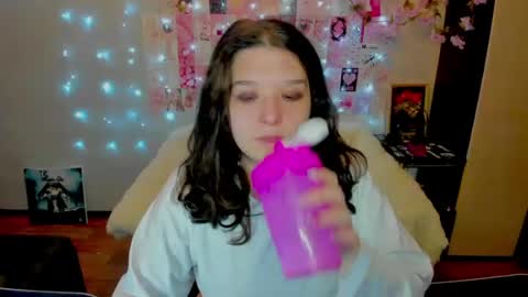 Kate online show from 06/15/26, 12:13