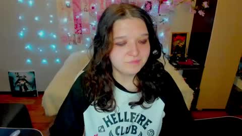 Kate online show from 06/23/26, 12:30