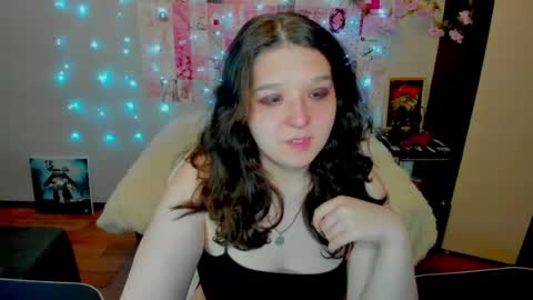 Kate online show from 06/26/26, 12:15