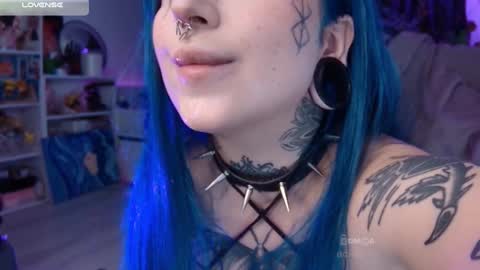 Acid or Iya  vacation November 19 to November 26 online show from 02/03/25, 02:58