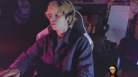 Acid Milo online show from 05/20/26, 06:08