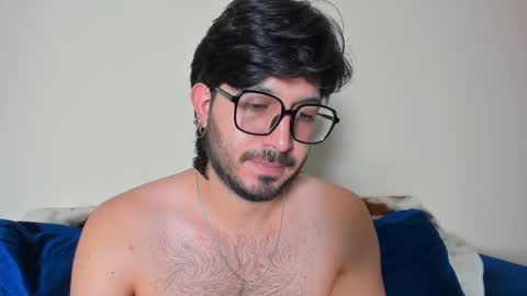 Snapshot of ackerman_eren_ chatting on 01/15/25, 06:51 R. online show from 01/15/25, 06:51