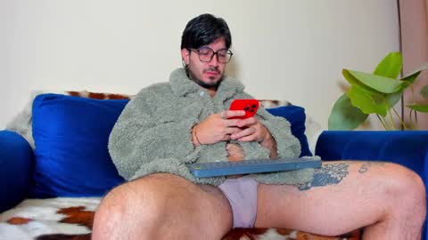 Snapshot of ackerman_eren_ chatting on 02/07/25, 11:12 R. online show from 02/07/25, 11:12