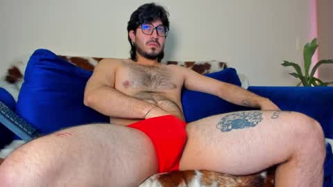 Snapshot of ackerman_eren_ chatting on 03/08/25, 03:13 R. online show from 03/08/25, 03:13