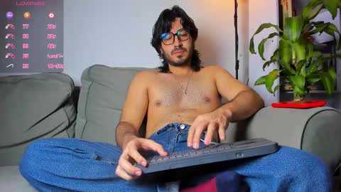 R. online show from 11/25/25, 07:03