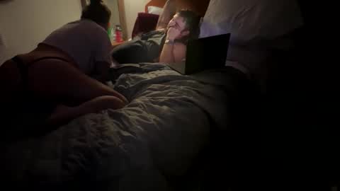 Snapshot of acouplesinners chatting on 03/19/26, 06:50 acouplesinners online show from 03/19/26, 06:50