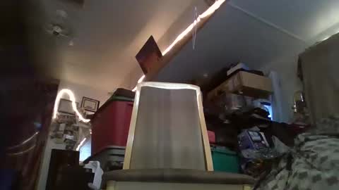 Snapshot of act_right_dub420 chatting on 02/01/25, 05:37 act_right_dub420 online show from 02/01/25, 05:37