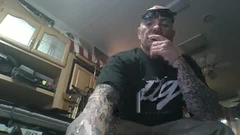 Snapshot of act_right_dub420 chatting on 02/19/25, 04:55 act_right_dub420 online show from 02/19/25, 04:55