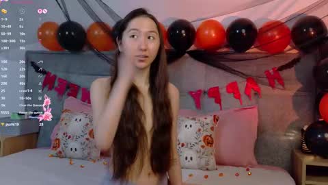 Akia online show from 10/30/25, 06:26