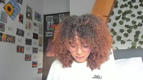 Snapshot of ada_gales_ chatting on 12/18/24, 10:24  Isa  online show from 12/18/24, 10:24