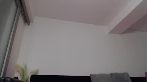 Snapshot of ada_rain chatting on 04/29/26, 04:22 Ada online show from 04/29/26, 04:22