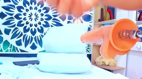 Snapshot of adaly_ chatting on 01/27/25, 08:07 adaly_ online show from 01/27/25, 08:07